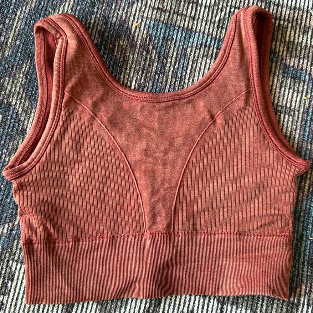 Workout tank/crop top!!